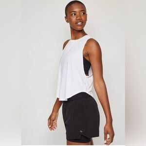 NWT Fourlaps Curve Tank white size XL.